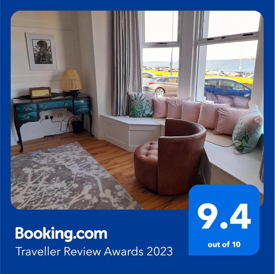 Stunning 3 Bed Seafront Mansion Building Sleeps 6 Adults Or 8 With Kids Appartement Portrush Buitenkant foto